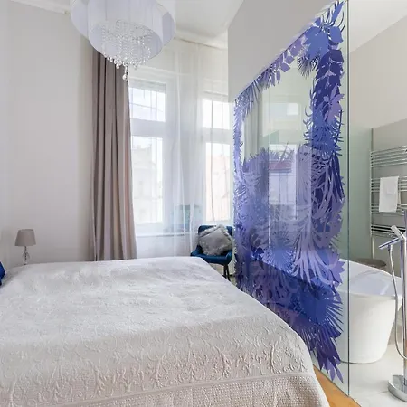 Designer Luxury In The Jewish Quarter Lejlighed