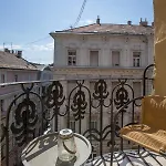 Designer Luxury In The Jewish Quarter Apartamento Budapest