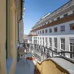 Designer Luxury In The Jewish Quarter 아파트 *