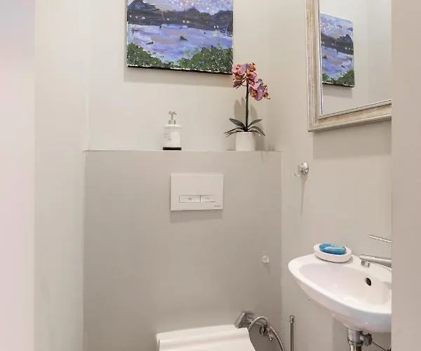 Designer Luxury In The Jewish Quarter شقة *